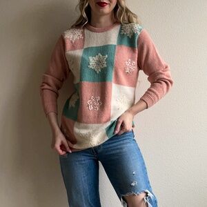 Vintage 1980s Pink and White Snowflake Sweater (S/M)